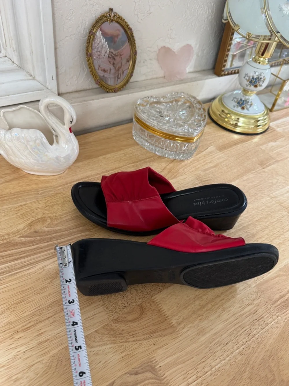 Y2K Comfort Plus By Predictions Red Ruched Slip On Wedge Sandals Size 11W